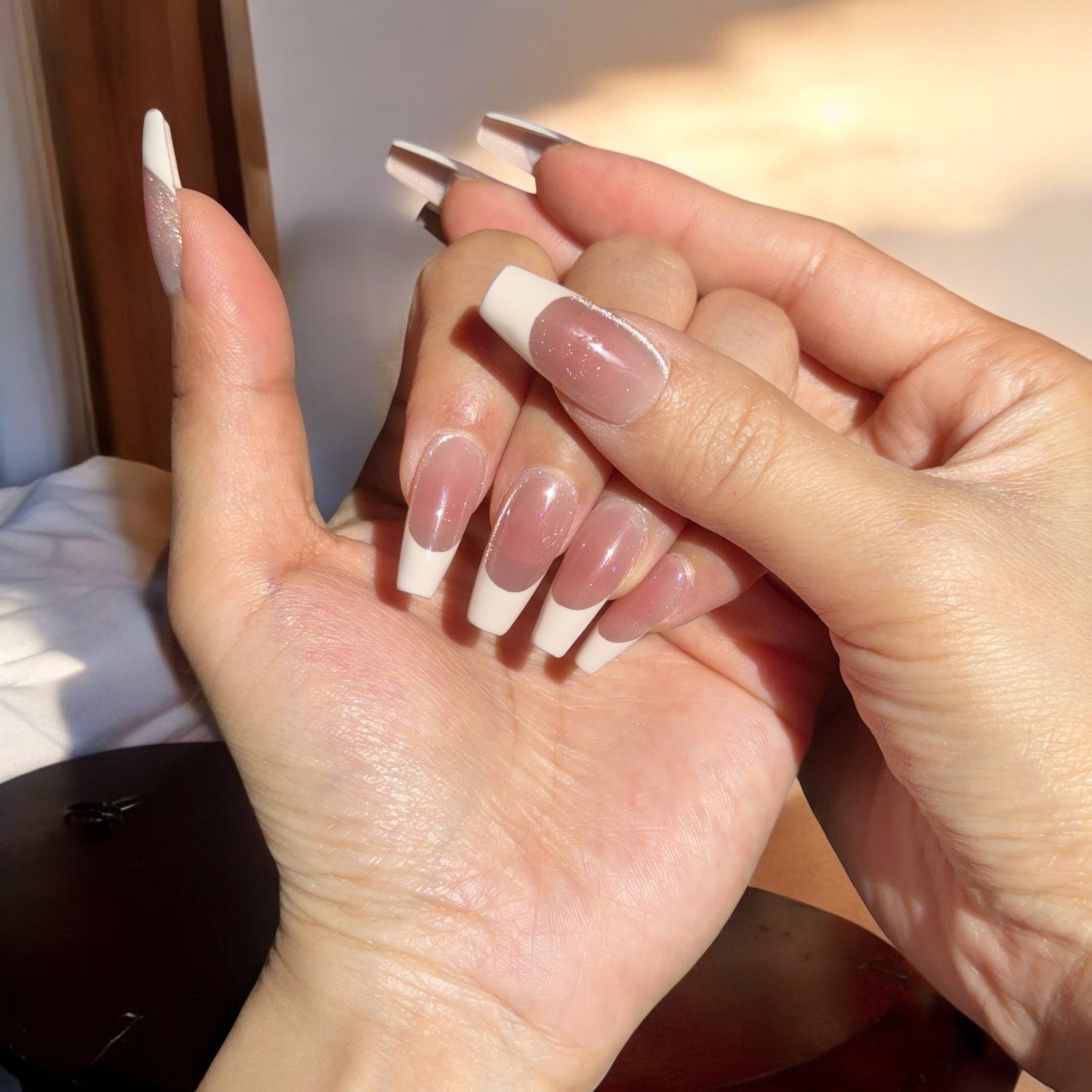 White tip glass ball