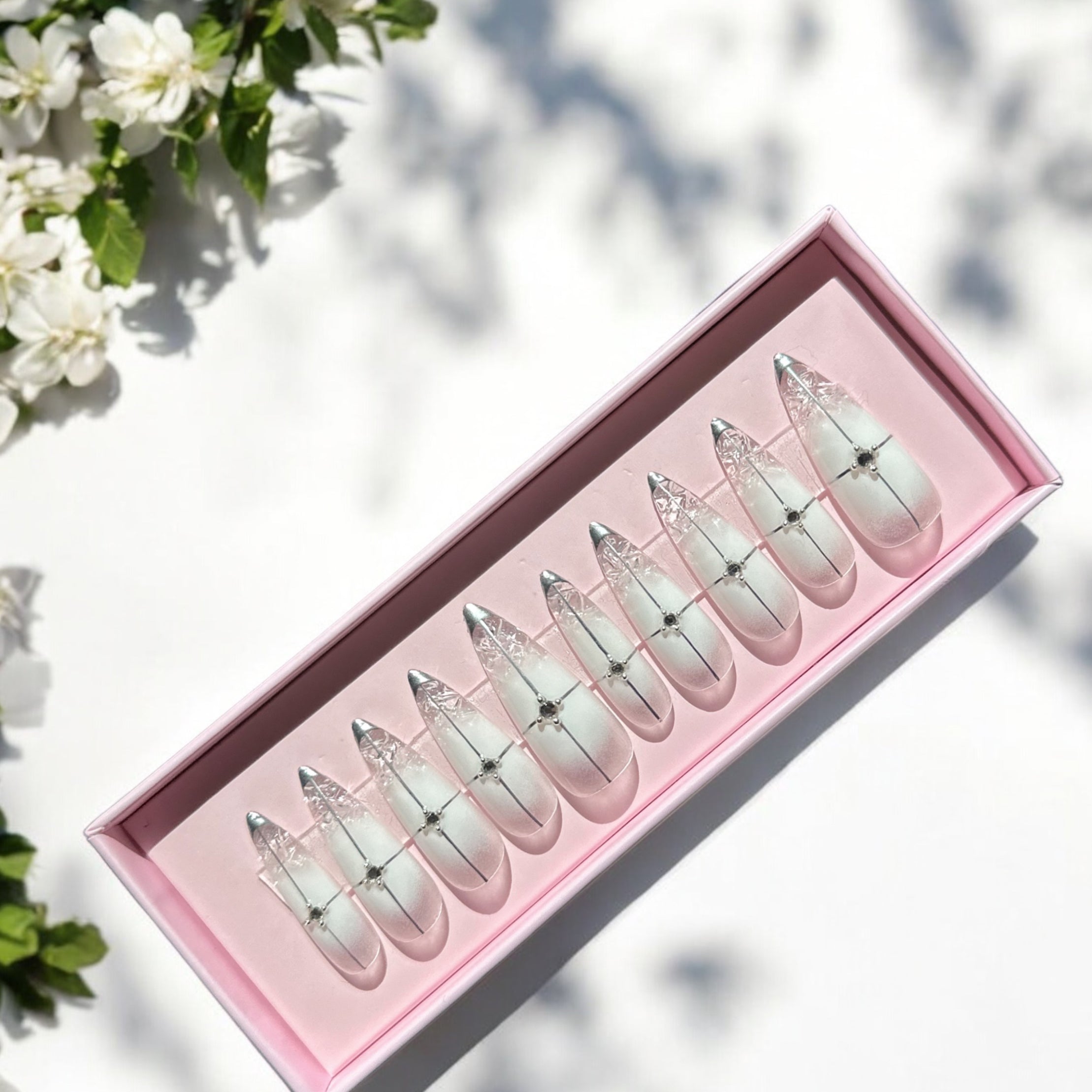 White cross glass set