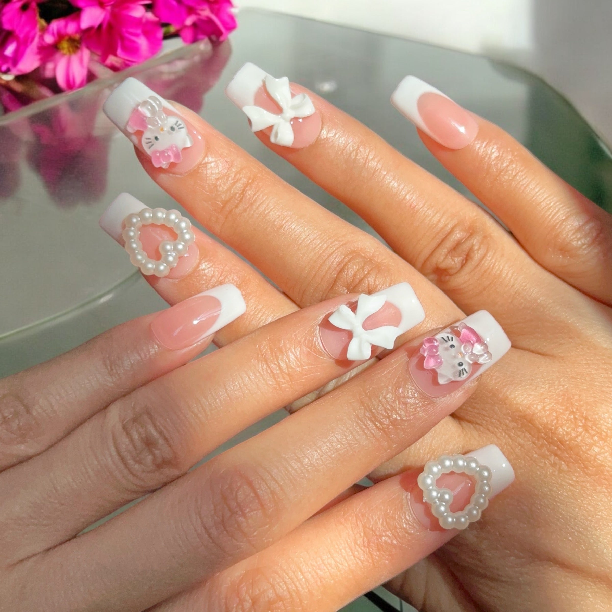 White French Tip Hellokitty