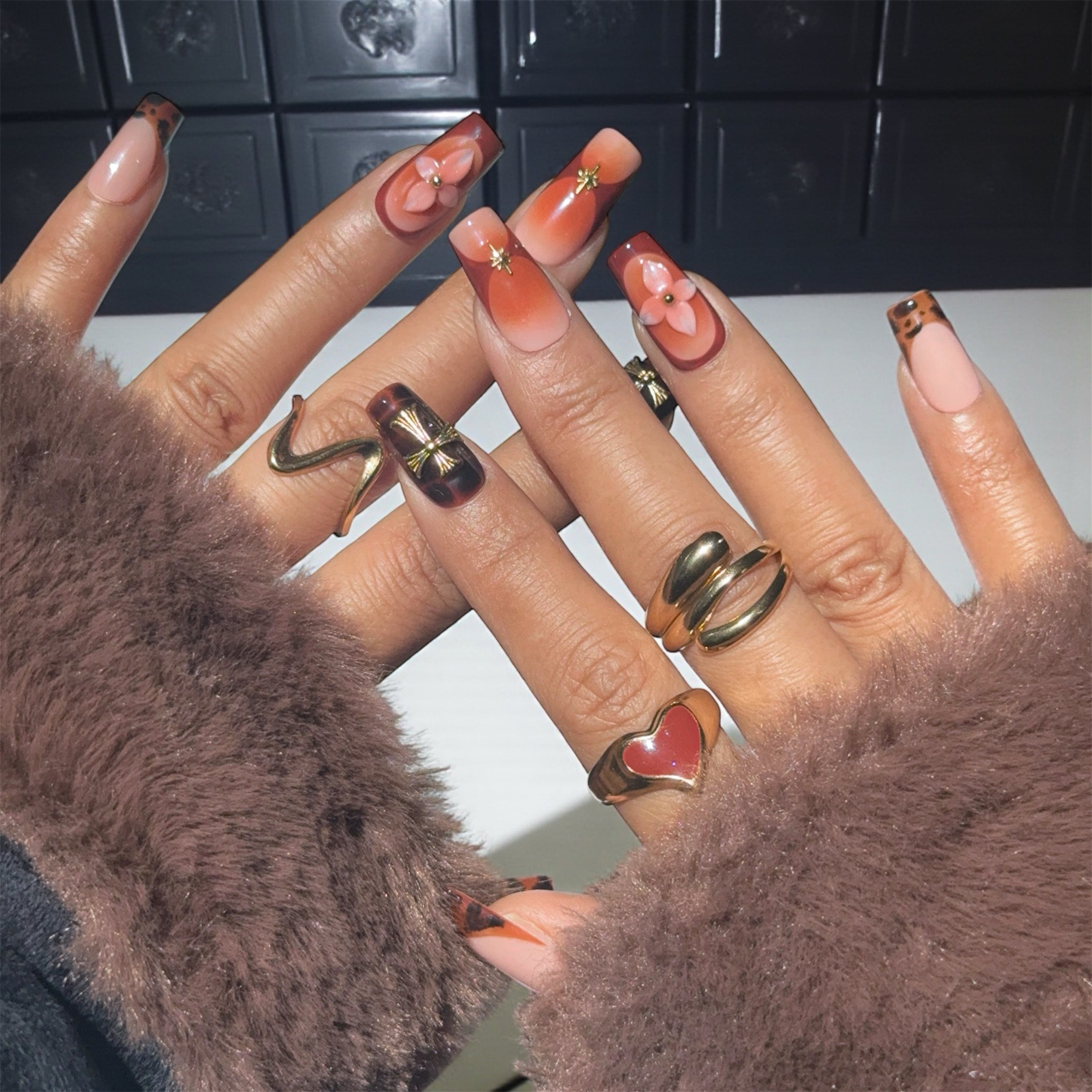 Cocoa Sculpture Blossom