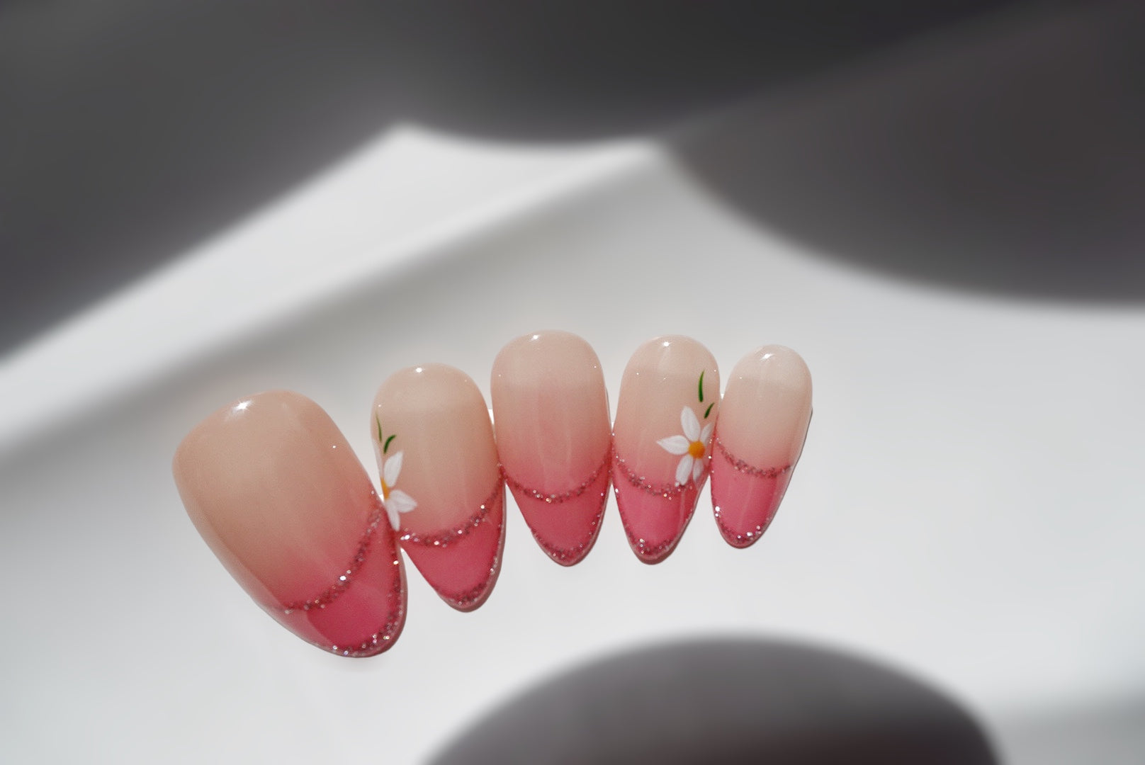 Rose Red white flower short Almond set