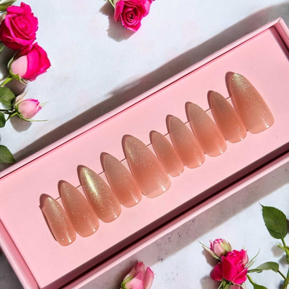 Glazed Nectar press-on nail set, product photo 4