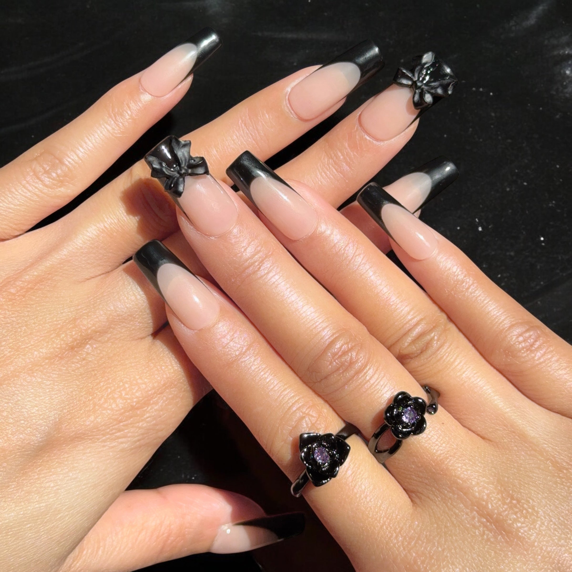 Medium square in black color and bow