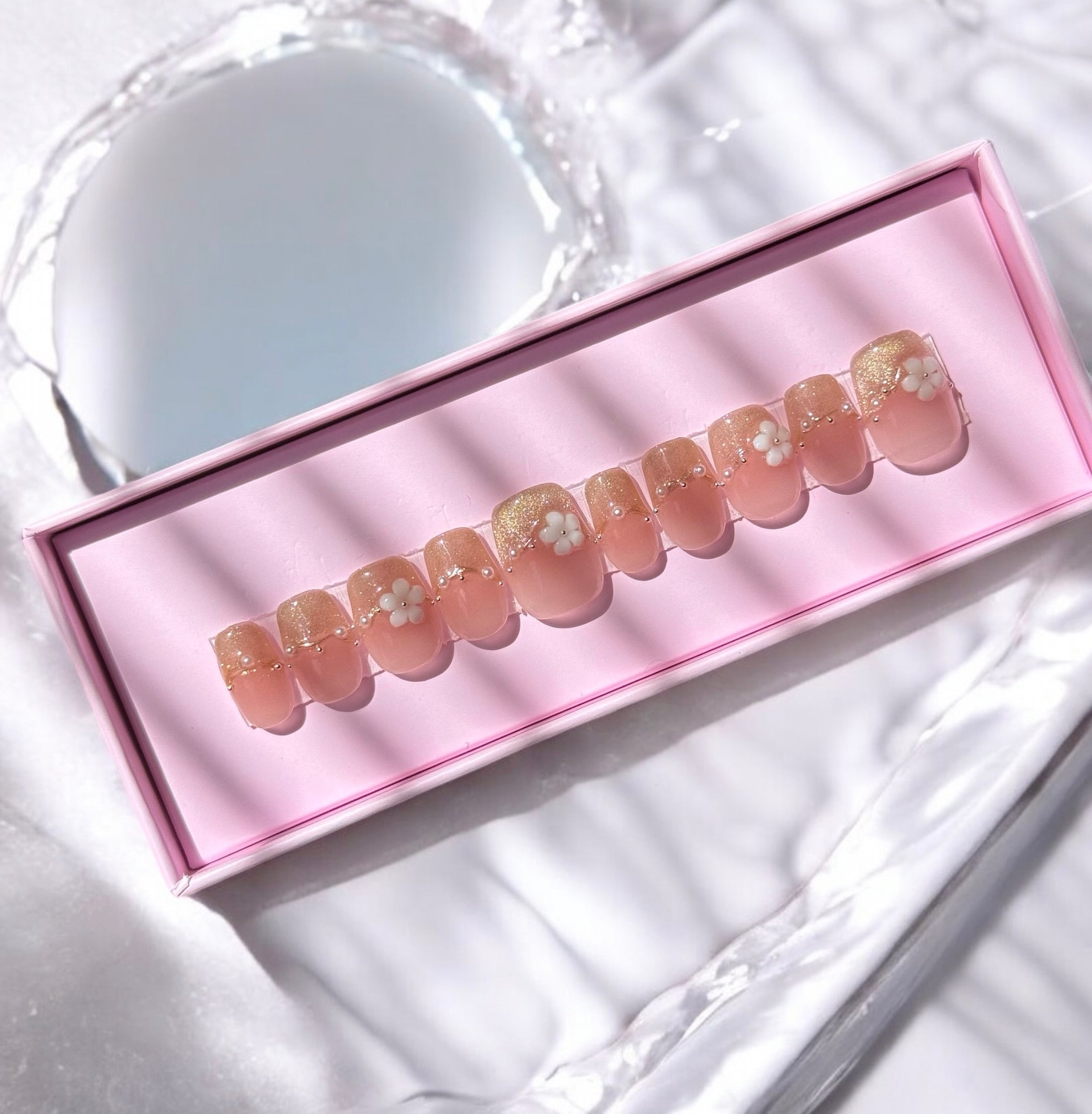 Short white flower set