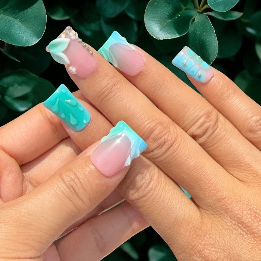 Green flower duck nails