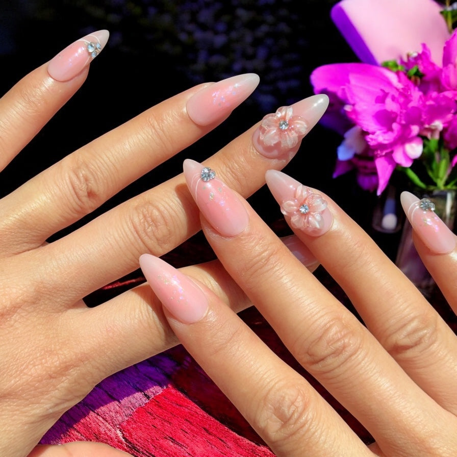 Dewdrop Dahlia press-on nail set, product photo 4