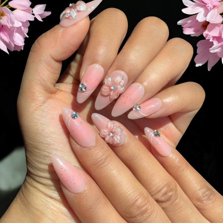 Dewdrop Dahlia press-on nail set, product photo 2