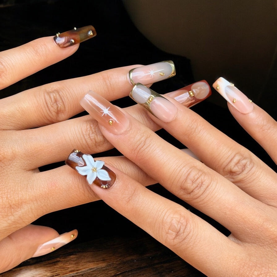 Starfish Flower Gold-toned Square Press-On Nails