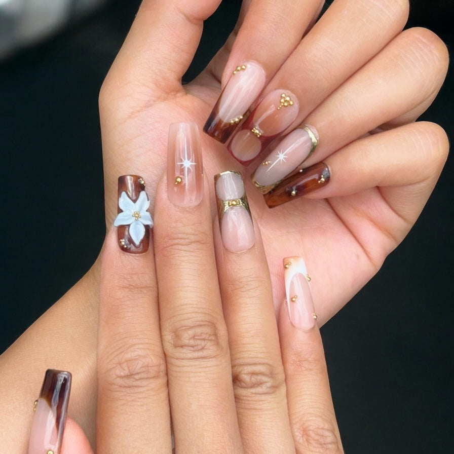 Starfish Flower press-on nail set, product photo 2