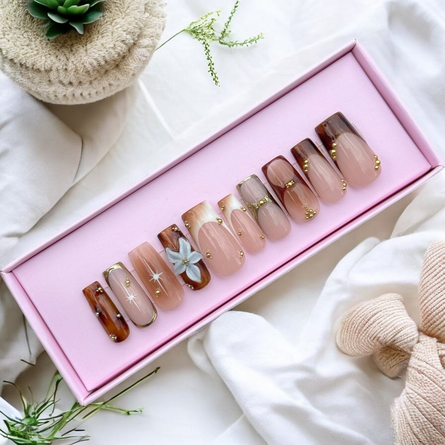 Starfish Flower press-on nail set, product photo 5