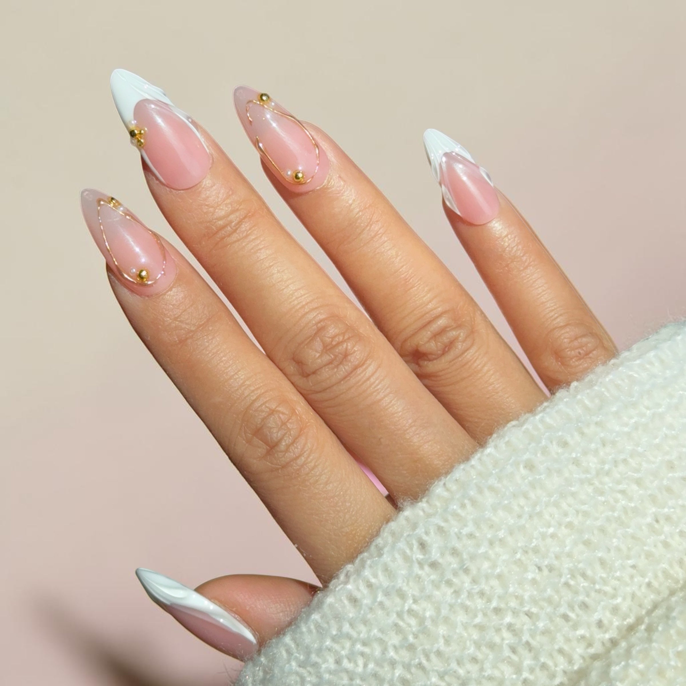 White Gold Strokes